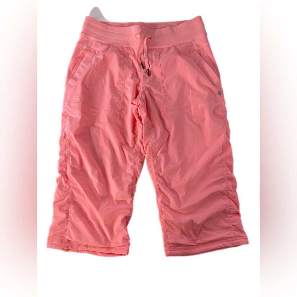 Lululemon Studio Crop *Lined Bleached Coral size 10 NWOT - Picture 2 of 11